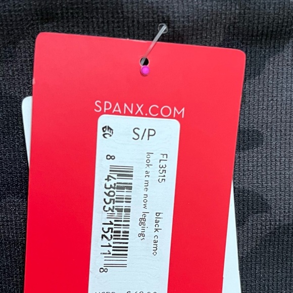 Spanx Black Camo Leggings Size Small NWT - Picture 10 of 10